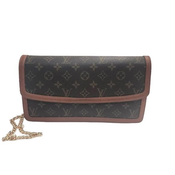 Louis Vuitton Handbags - Authentic LOUIS VUITTON vintage monogram pochette dame GM clutch